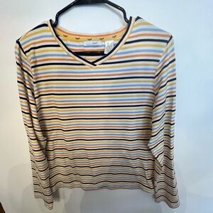 LIZ GOLF LONG SLEEVE PULL OVER SHIRT HORIZONTAL STRIPES. SIZE LARGE LONG SLEEVE